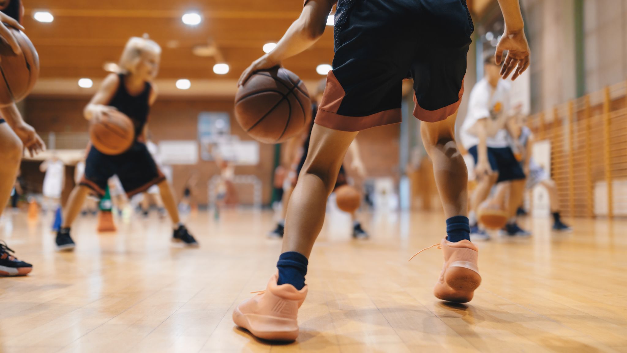 Heating sports halls with gas from a storage tank